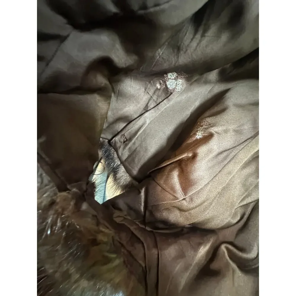 No brand fur cape